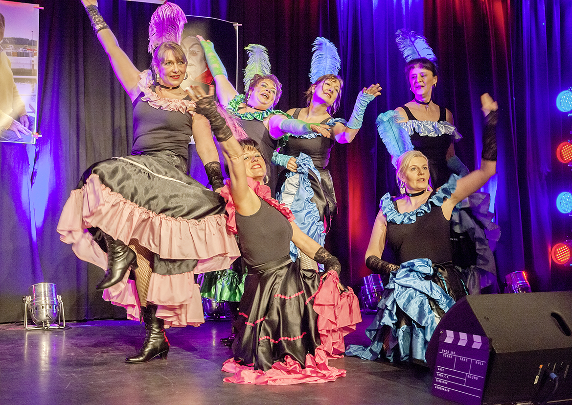 Bellabina kulturell .:. Nicht nur Ballettschule und Tanzschule, sondern auch Eventagentur, Eventmanagement, Konzerte werden von uns professionell gestaltet.